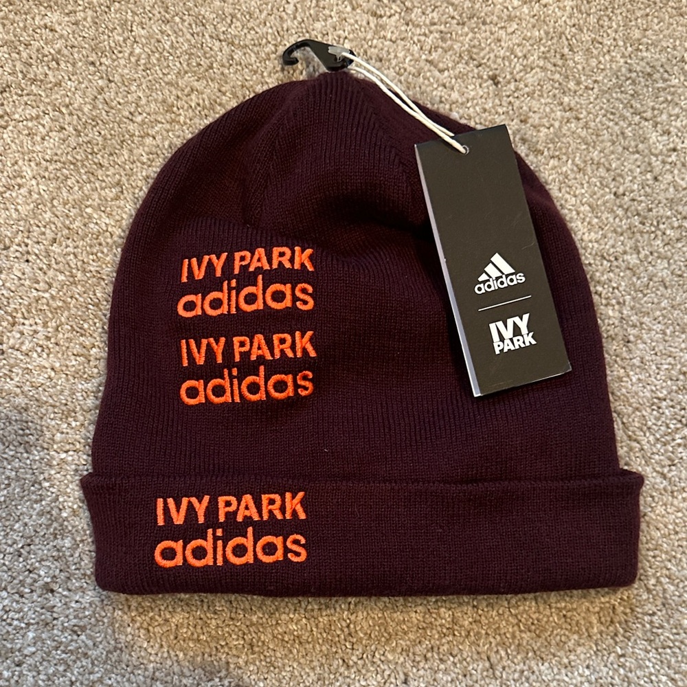 IVY PARK Beanie - Burgundy and Orange